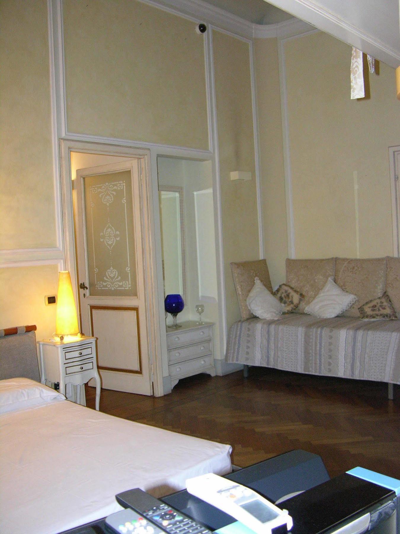Booking Firenze Appartamenti Exteriör bild